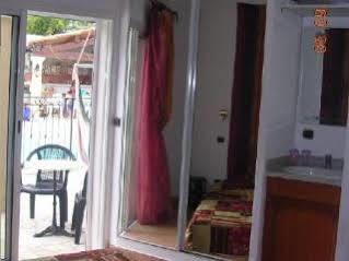Chambres Dhotes Villa La Morena Vallauris Extérieur photo
